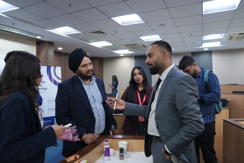 foxhog-ventures-founders-investors-pitch-nmims-tarun-poddar